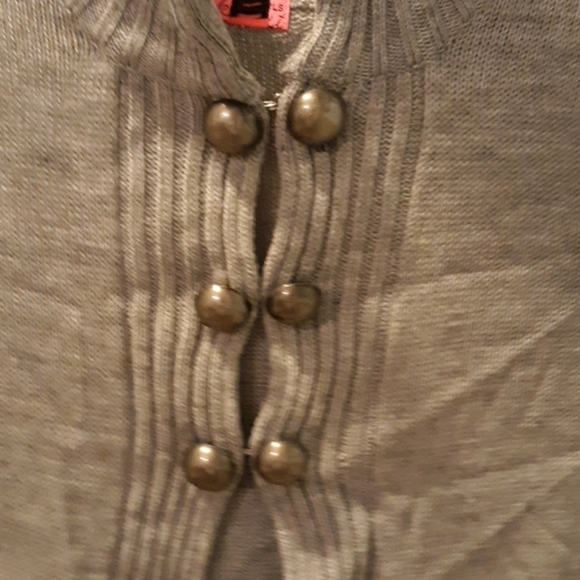 Takeout Girls XL 16 cardigan sweater - Picture 3 of 4